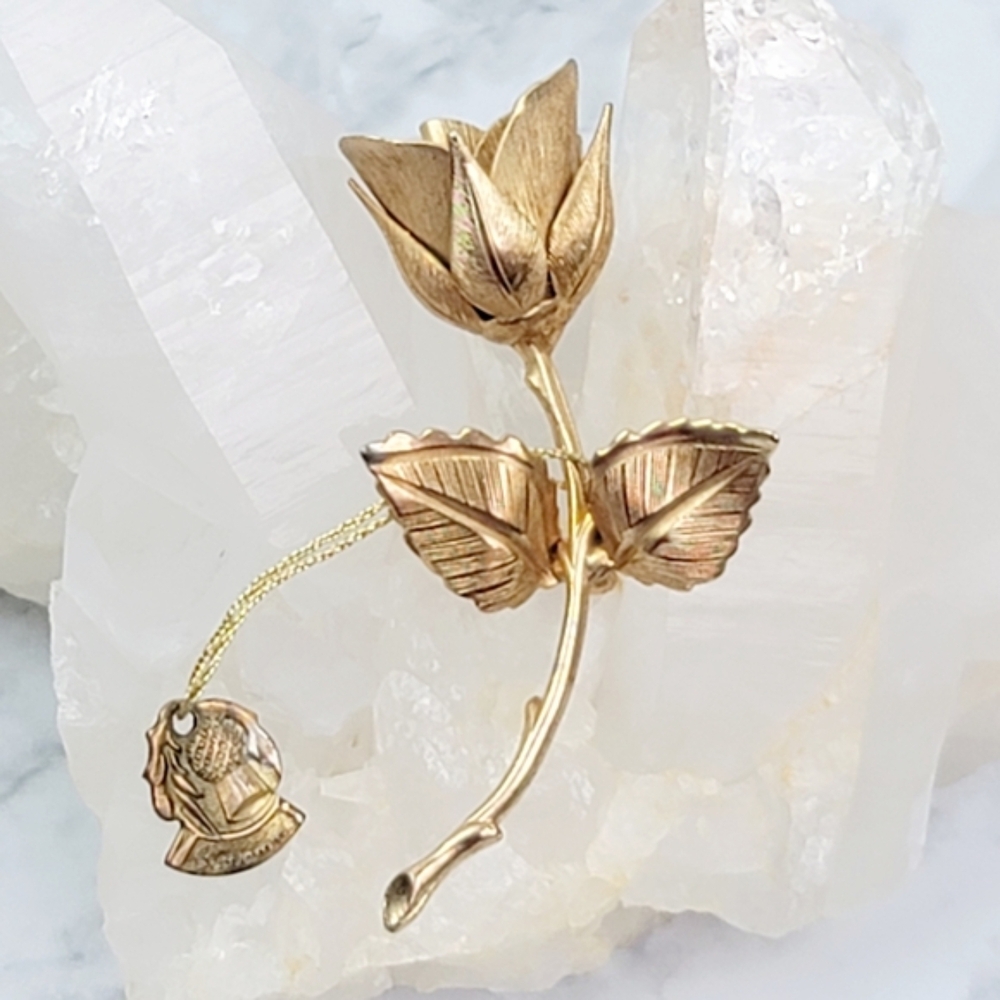 Vintage Giovanni Gold Rose Brooch Women Jewelry Accessory Quiet Luxury Romantic